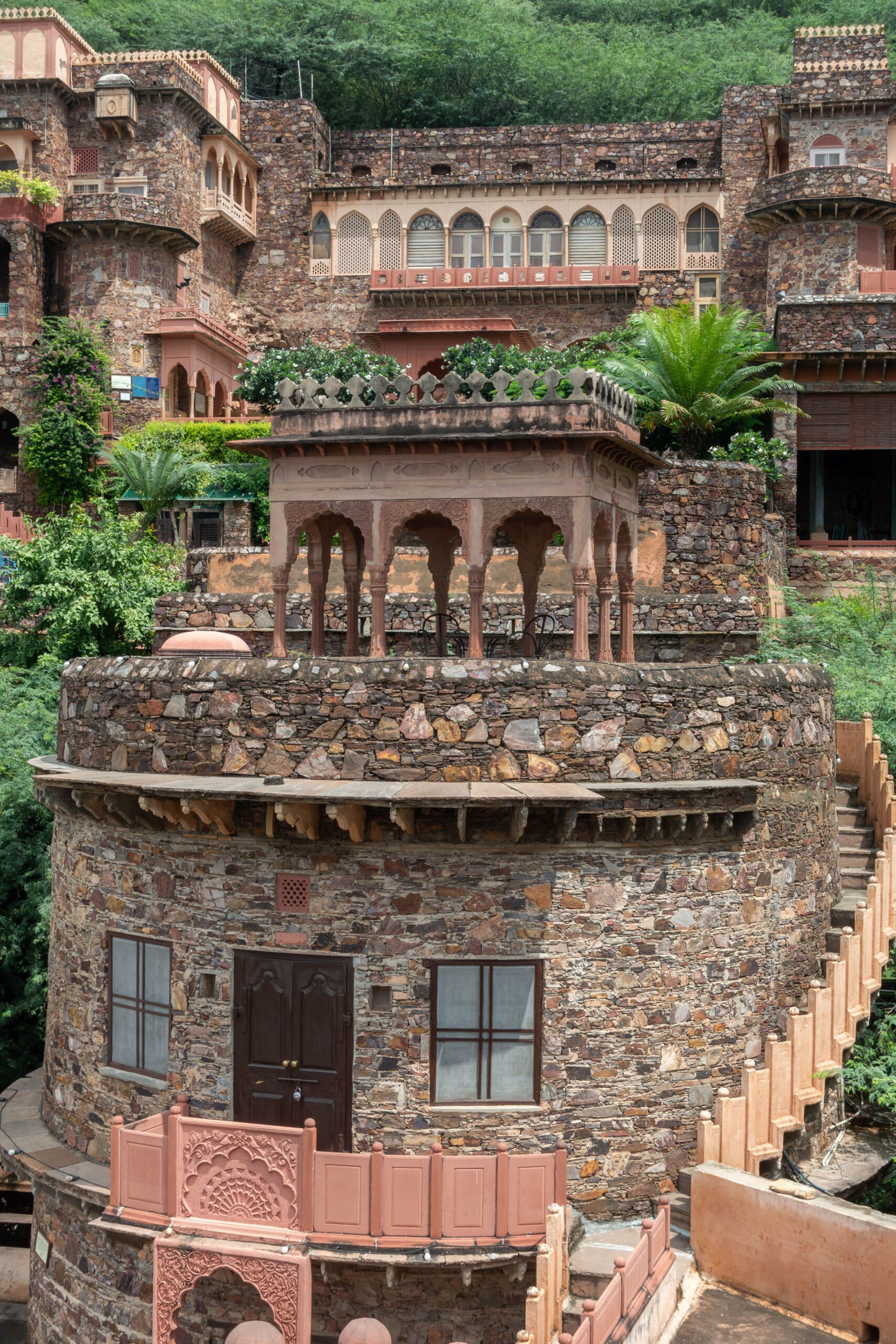 Delhi to Neemrana Round Trip